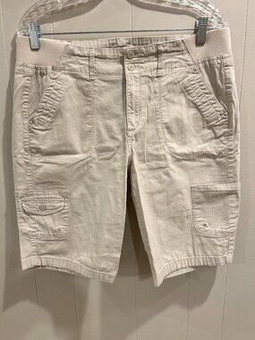 Women's Gloria Vanderbilt Cargo Shorts, Size